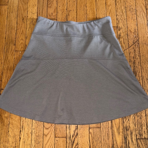 Royal Robbin’s large gray athletic skirt - Picture 1 of 7